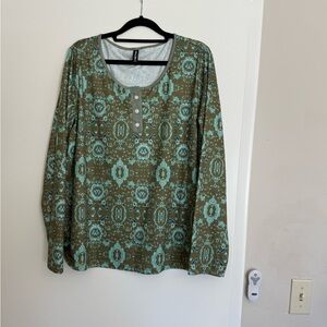 Elegant Patterned Long Sleeve Top in Green and Brown